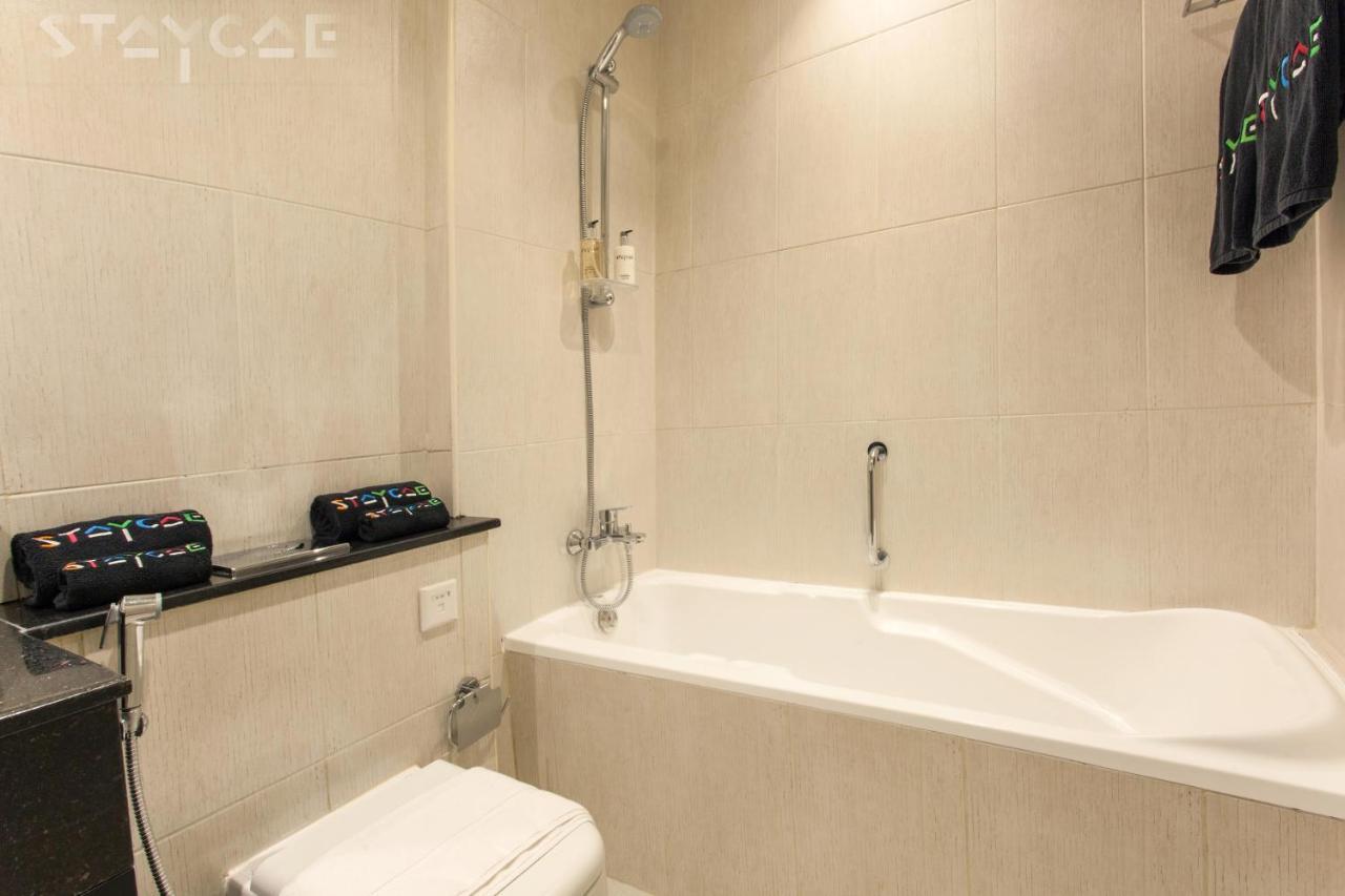 Staycae Holiday Homes - Tower 108 Дубай Экстерьер фото